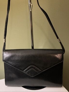 Koret Black Leather Envelope Shoulder Bag Snakeskin Flap Detail Orange Interior